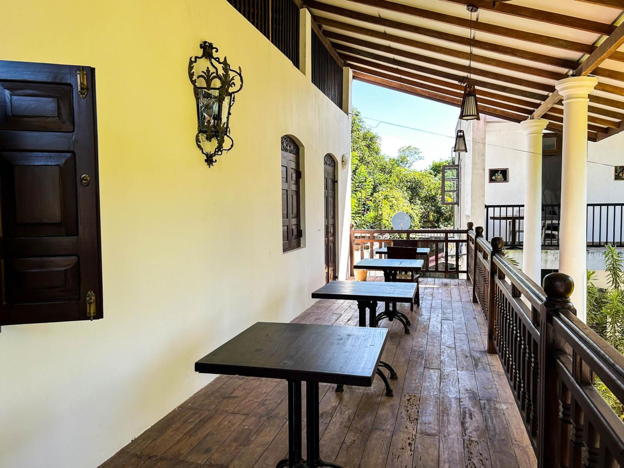Hotel La Felicita Mirissa Εξωτερικό φωτογραφία
