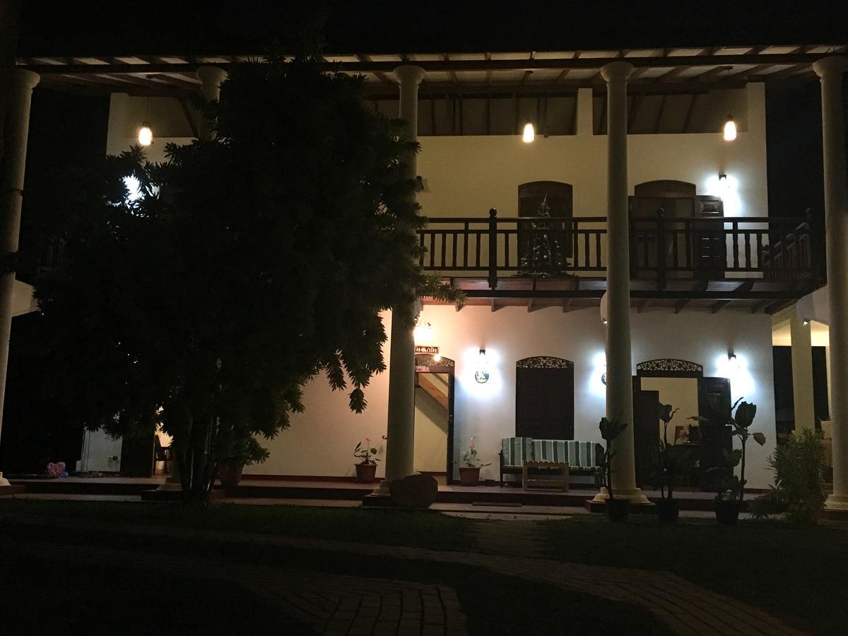 Hotel La Felicita Mirissa Εξωτερικό φωτογραφία